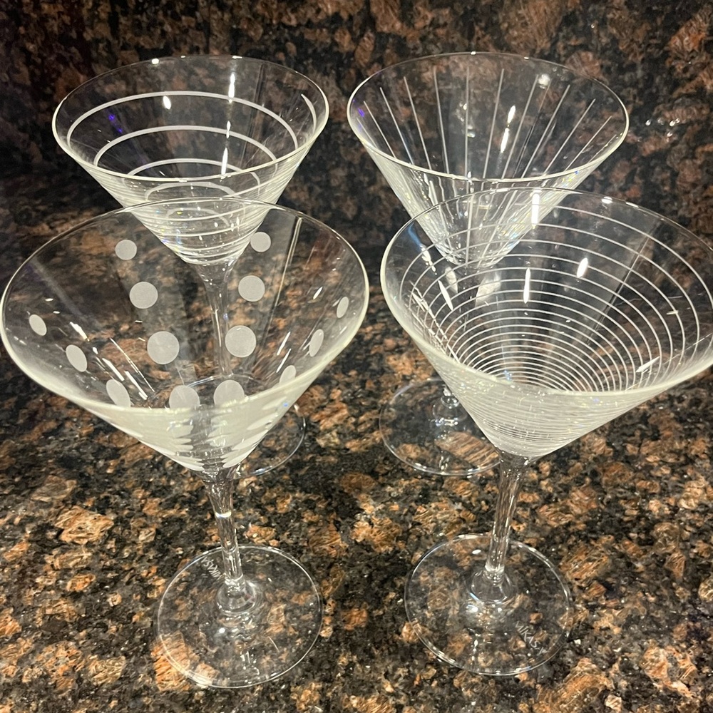 Mikasa  "Cheers"  Martini Glasses Set of 4 fun Martini glasses etched designs